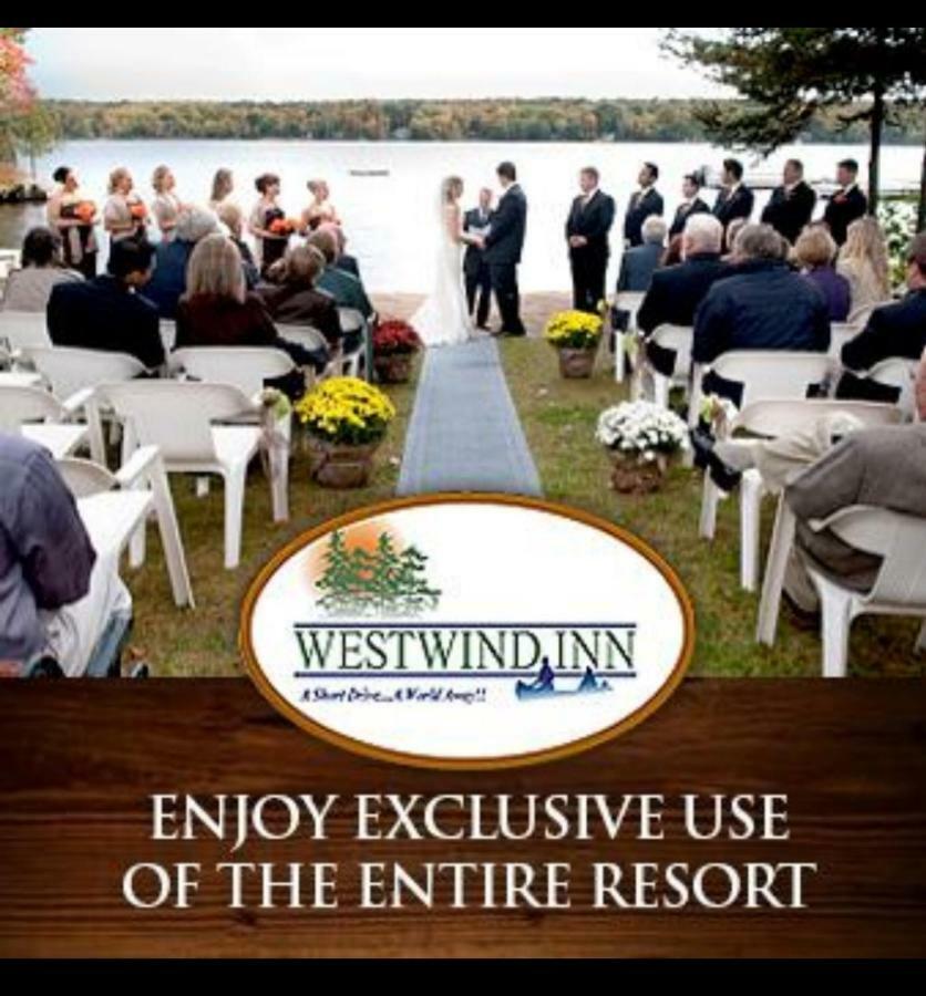 Westwind Inn On The Lake Buckhorn Exterior photo